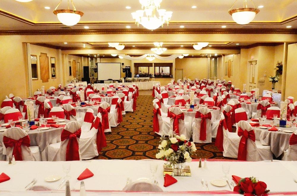 Best Western Plus Milwaukee Airport Hotel & Conference Center Екстер'єр фото