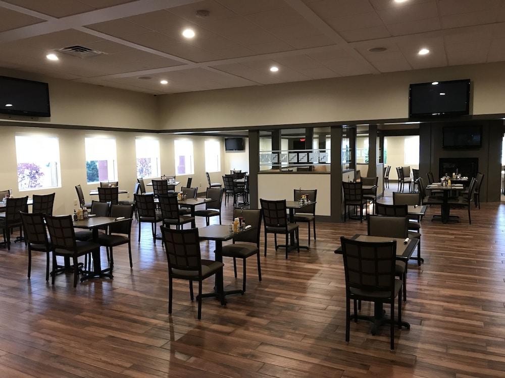 Best Western Plus Milwaukee Airport Hotel & Conference Center Екстер'єр фото