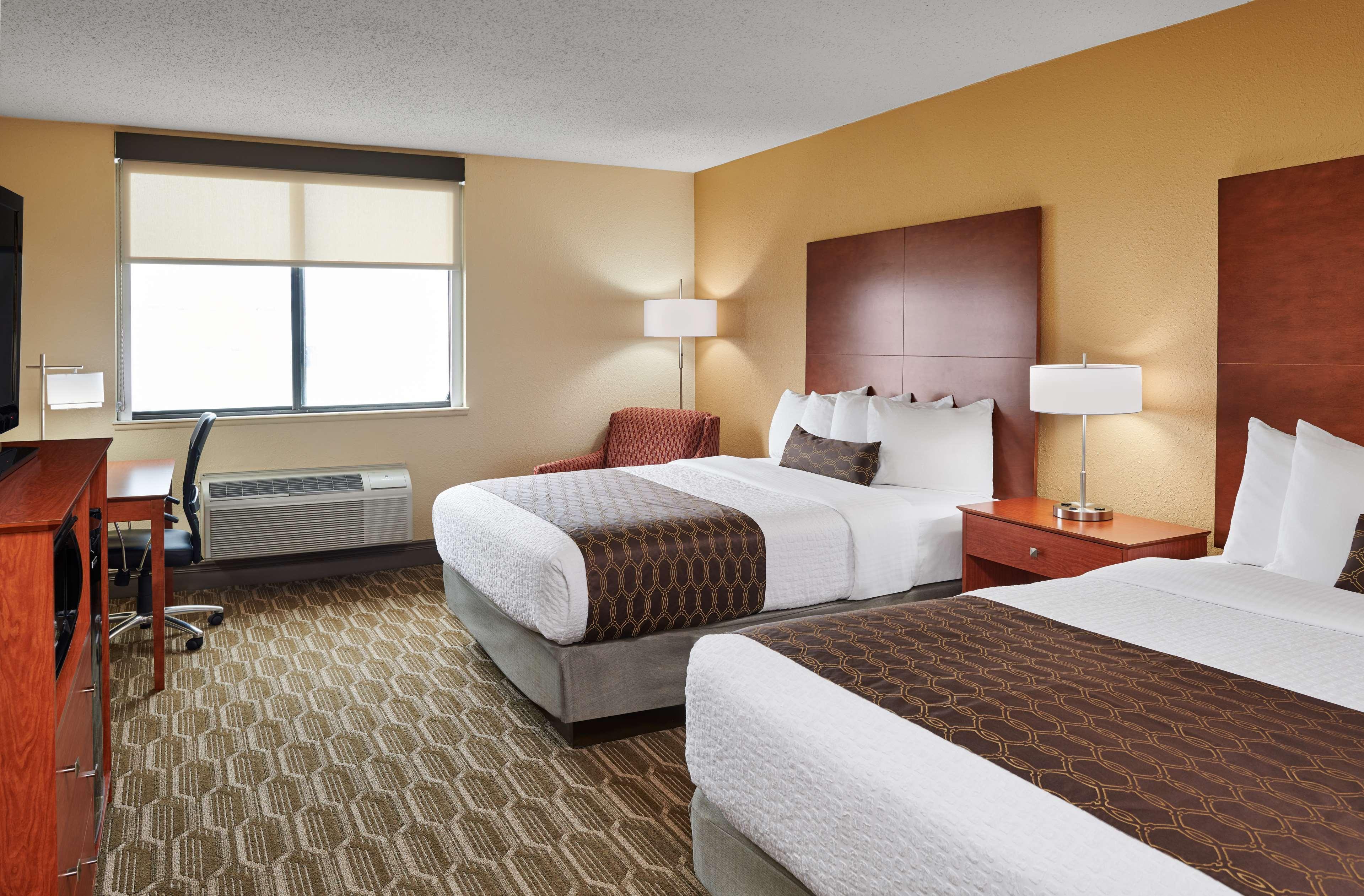 Best Western Plus Milwaukee Airport Hotel & Conference Center Екстер'єр фото