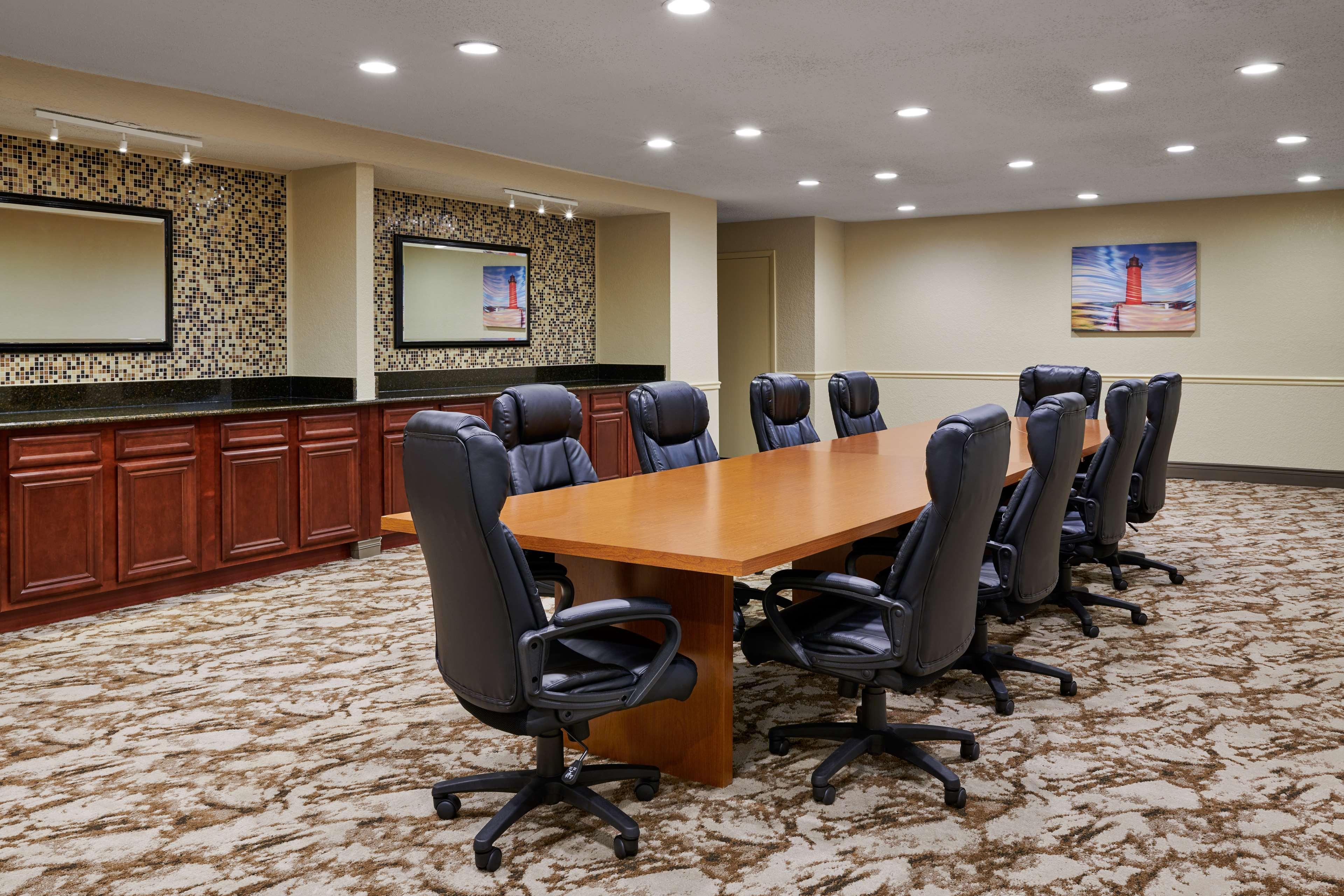 Best Western Plus Milwaukee Airport Hotel & Conference Center Екстер'єр фото