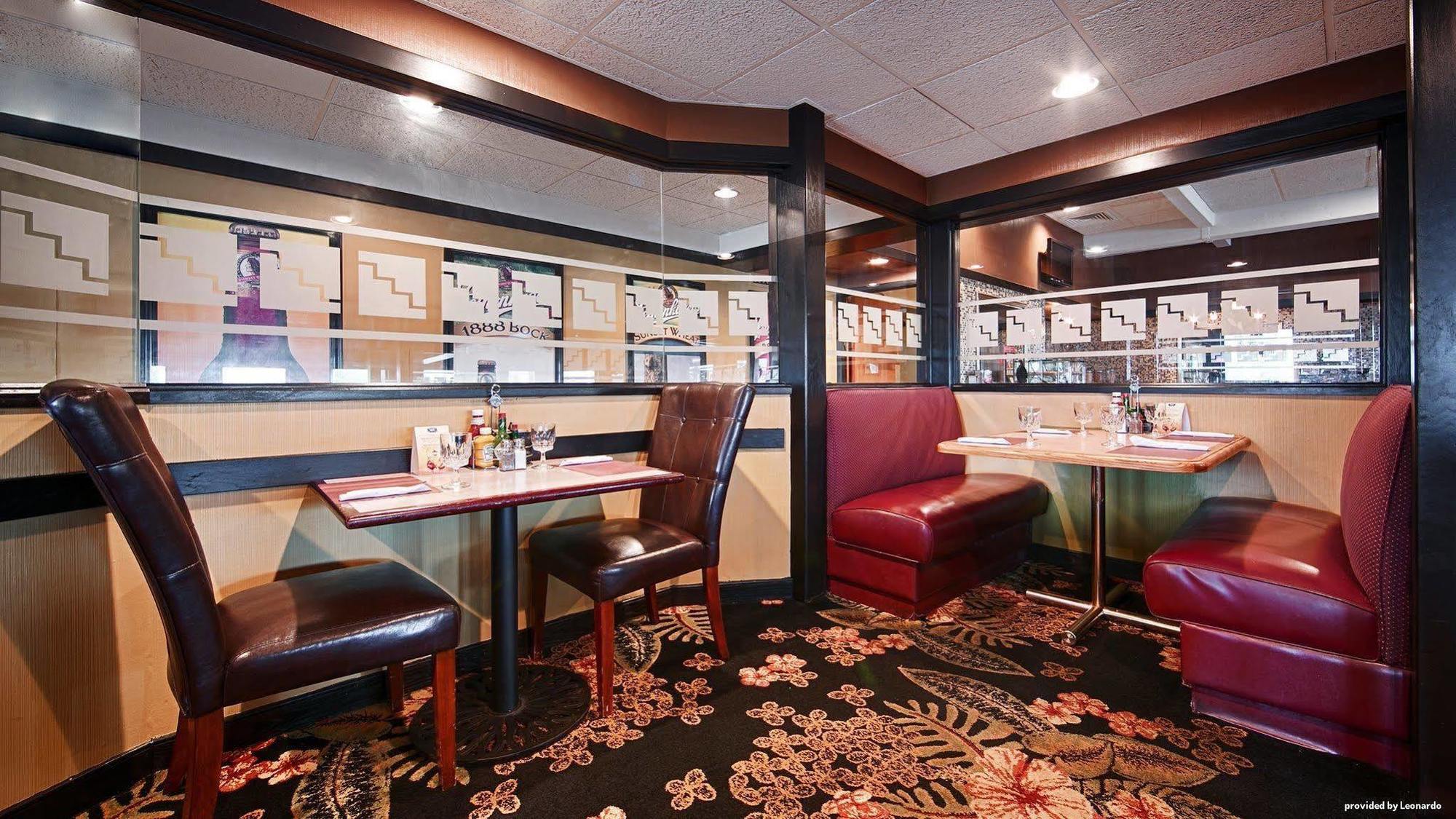 Best Western Plus Milwaukee Airport Hotel & Conference Center Екстер'єр фото