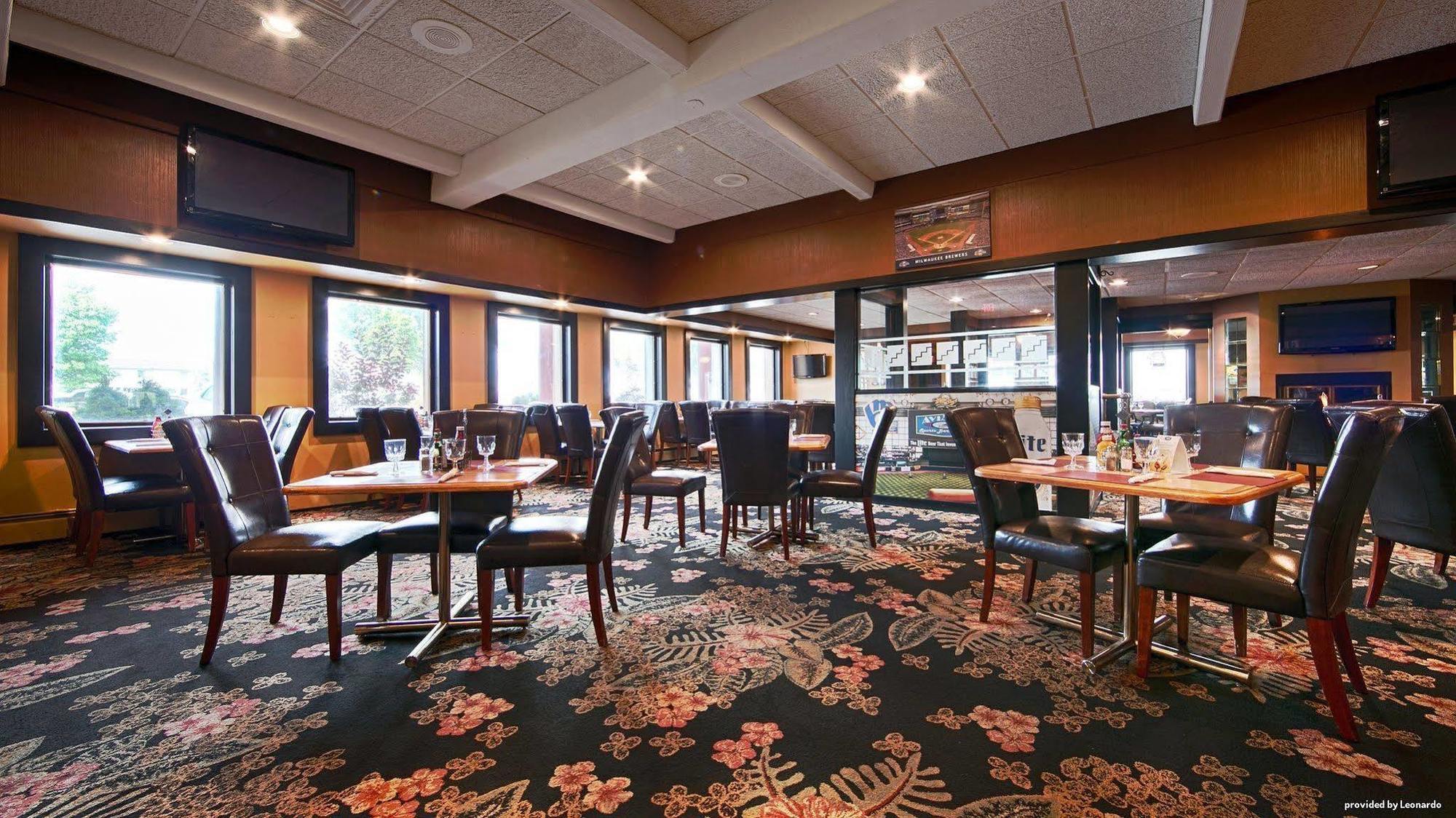 Best Western Plus Milwaukee Airport Hotel & Conference Center Екстер'єр фото